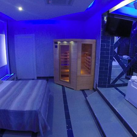 Capri Spa Hotel Casoria Bagian luar foto