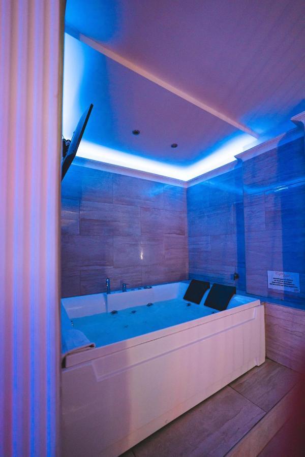 Capri Spa Hotel Casoria Bagian luar foto