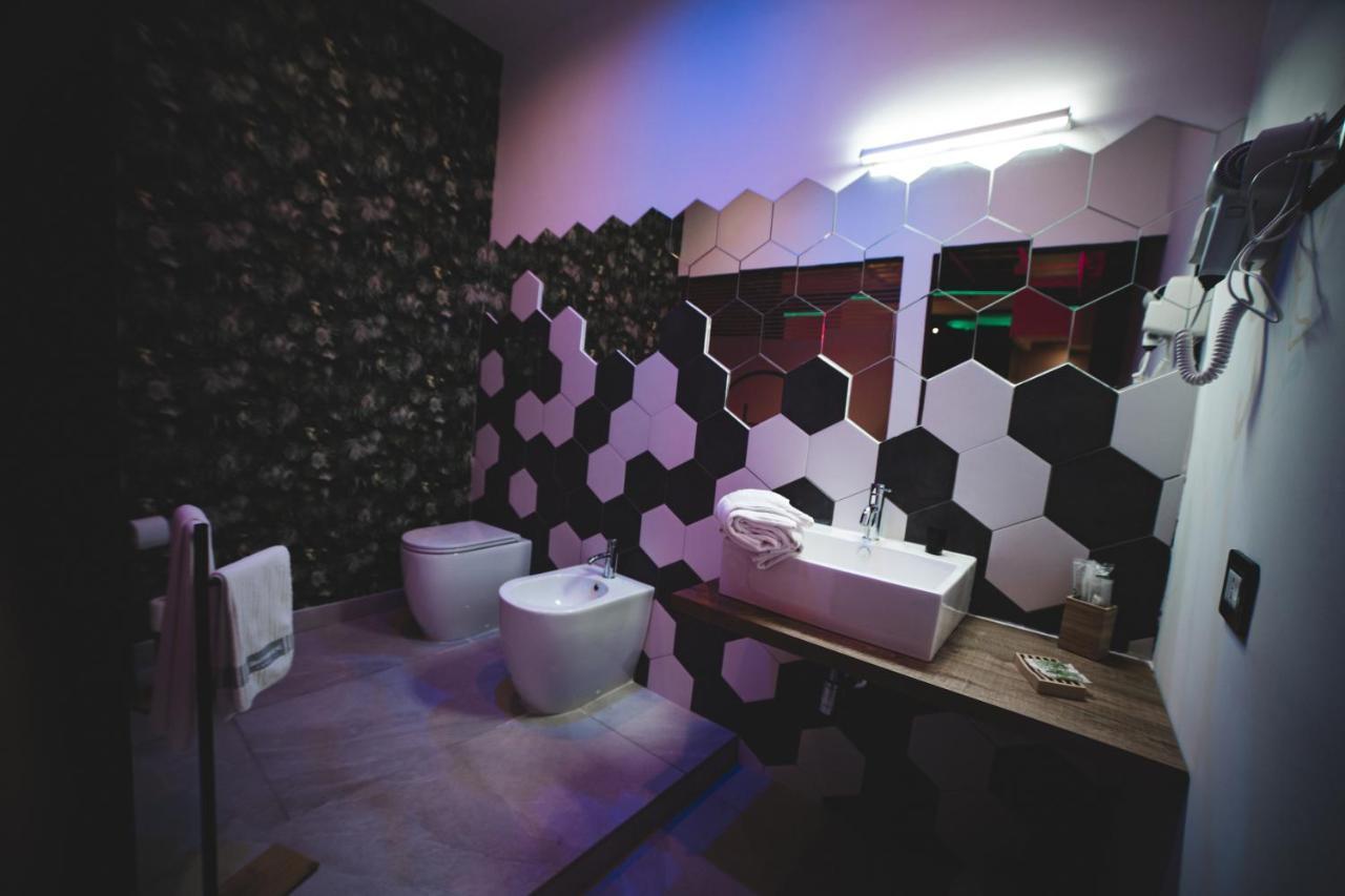 Capri Spa Hotel Casoria Bagian luar foto