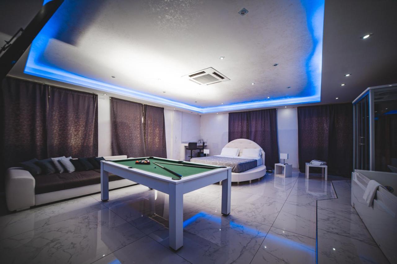 Capri Spa Hotel Casoria Bagian luar foto
