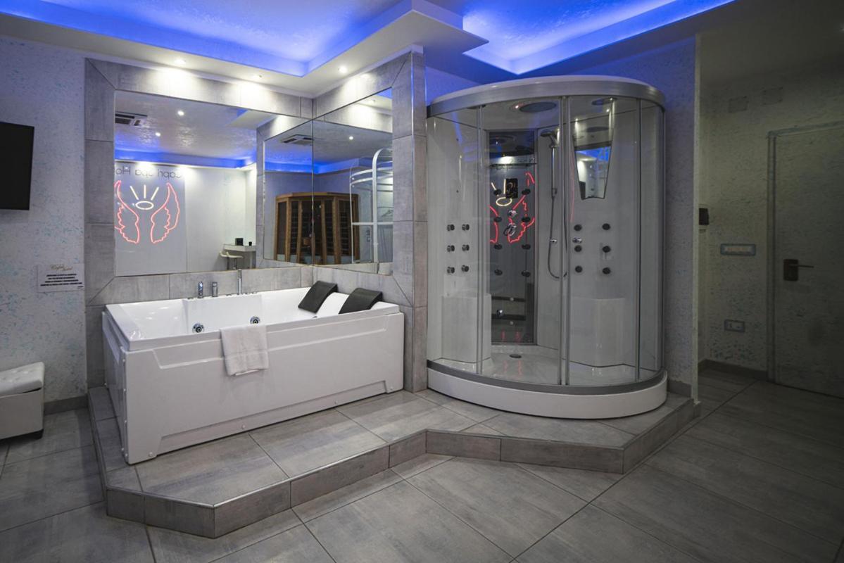 Capri Spa Hotel Casoria Bagian luar foto