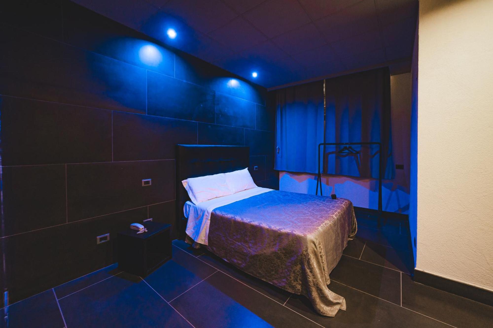 Capri Spa Hotel Casoria Bagian luar foto